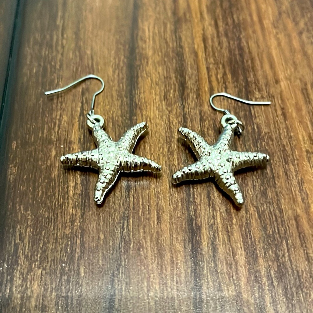 Starfish earrings silver